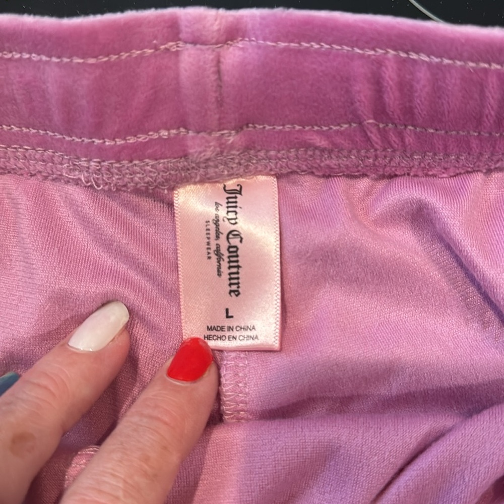 Juicy Couture Pink Pajama Set Plush Long-Sleeve Top and Shorts - Picture 8 of 8
